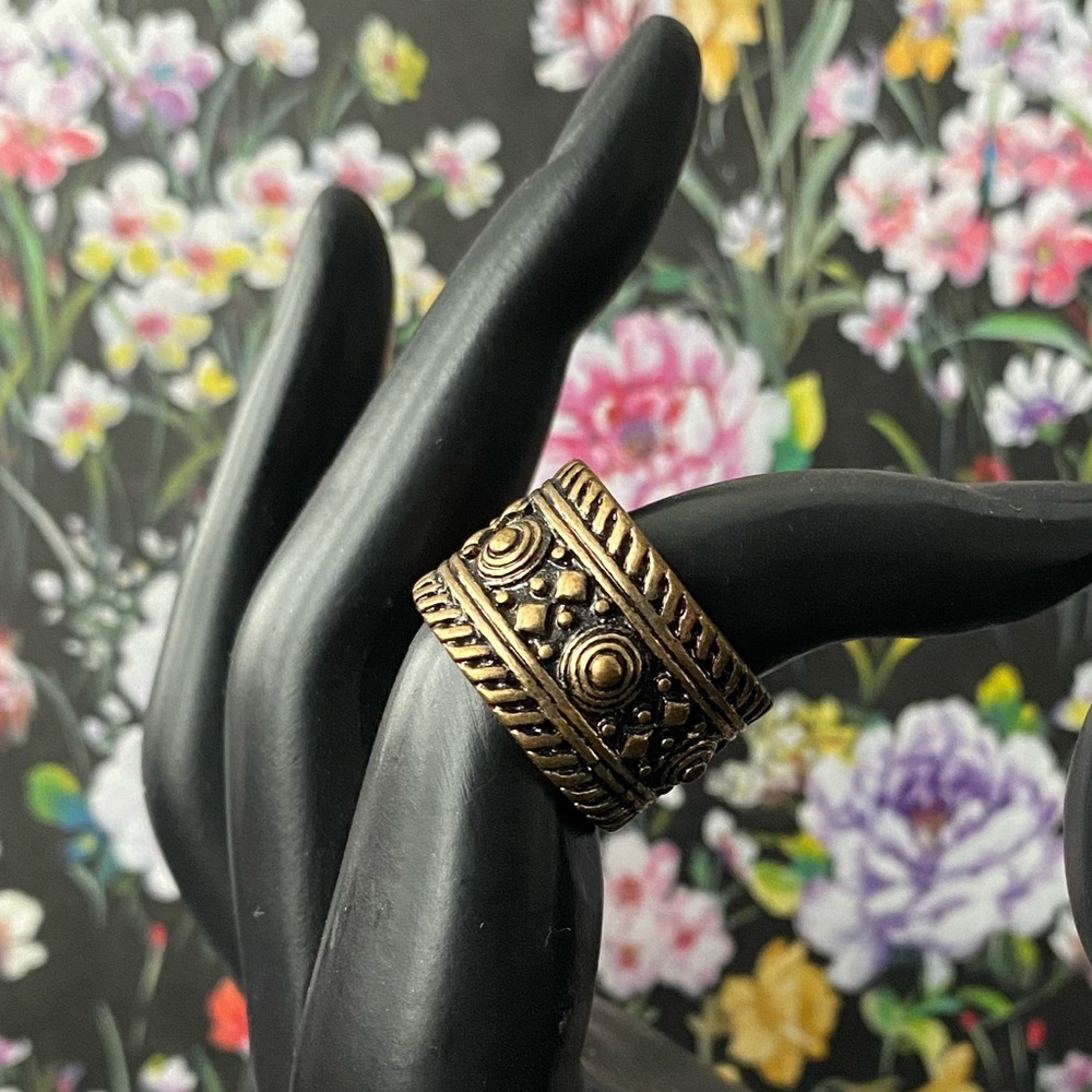 🍓 Antiqued Gold Boho Hippie Ring